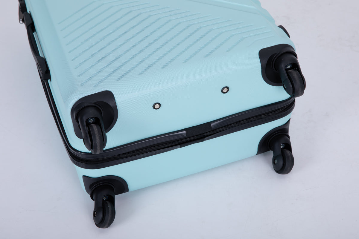 Luxe Traveler 3-Piece Spinner Luggage Set