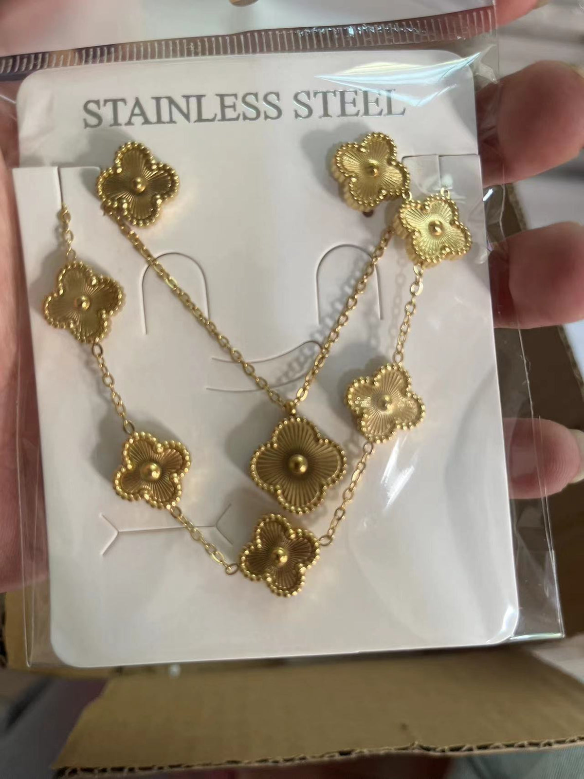 Five-Leaf Clover 3-Piece Gold Jewelry Set