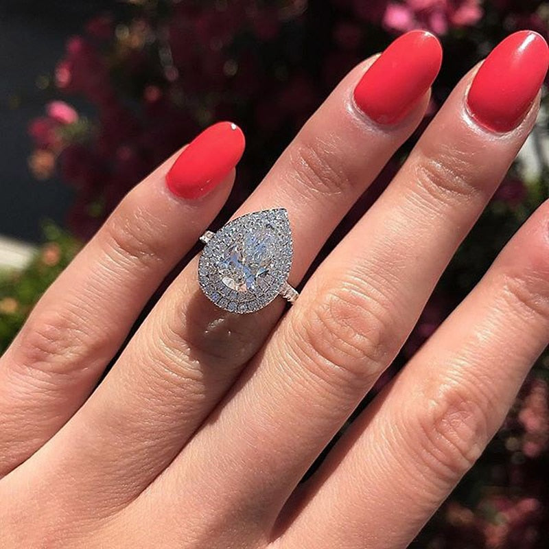 Sparkly Pear-shaped Water Drop Cubic Zirconia Wedding Rings