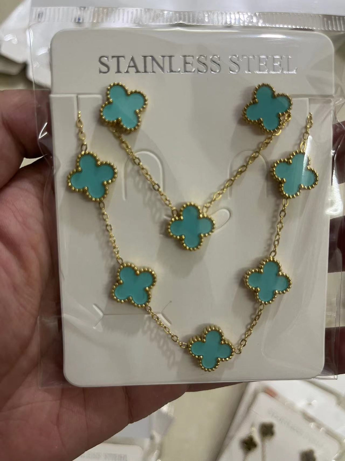 Five-Leaf Clover 3-Piece Gold Jewelry Set