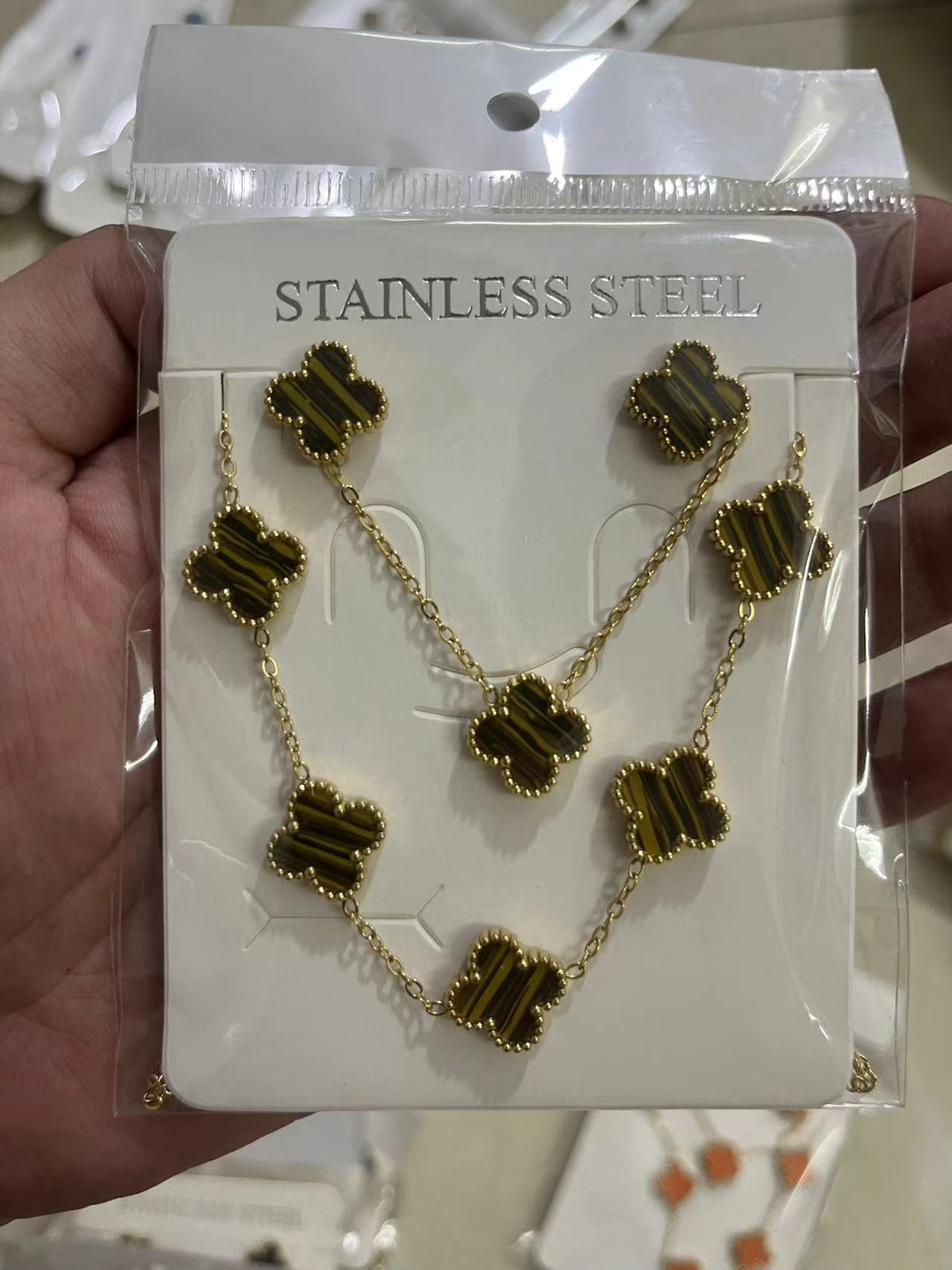 Five-Leaf Clover 3-Piece Gold Jewelry Set
